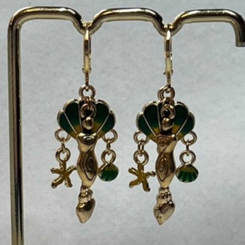 “Birth of Venus" Aphrodite Greek Mythology Goddess Handmade Earrings Seashells